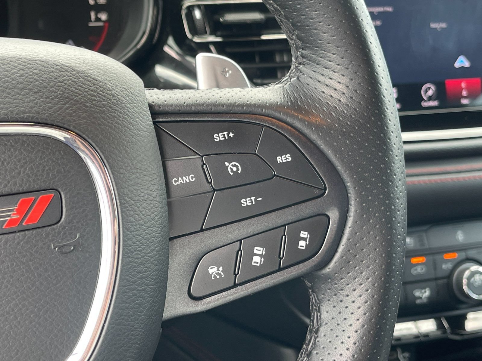 Used 2025 Dodge Durango R/T AWD/4WD image 30