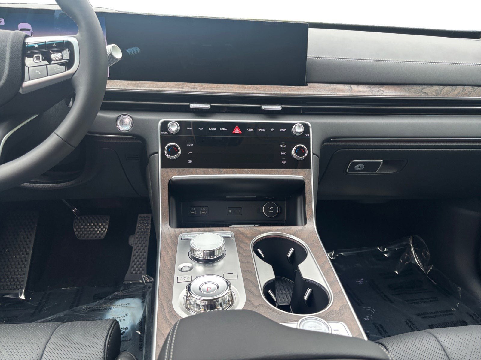 New 2026 Genesis GV80 2.5T Prestige AWD/4WD image 11