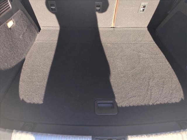 Used 2022 Lincoln Nautilus Reserve w/ Equipment Group 202A image 6