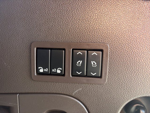 Used 2019 GMC Yukon Denali w/ Denali Ultimate Package AWD/4WD image 20