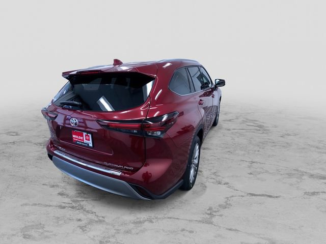 New 2026 Toyota Highlander Platinum image 9