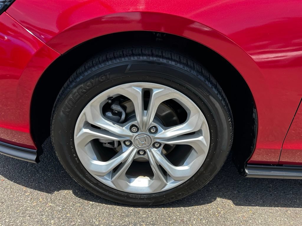 Used 2023 Honda Accord LX image 9