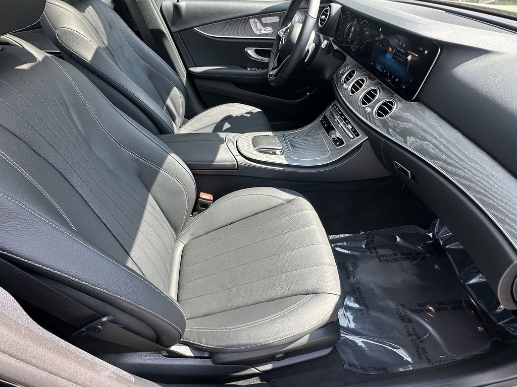 Certified 2022 Mercedes-Benz E 350 4MATIC Sedan image 15