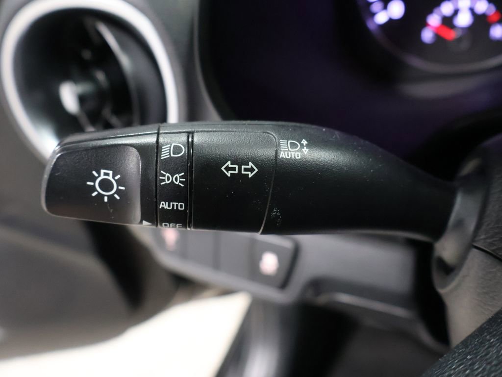 Used 2023 Kia Forte LXS image 34