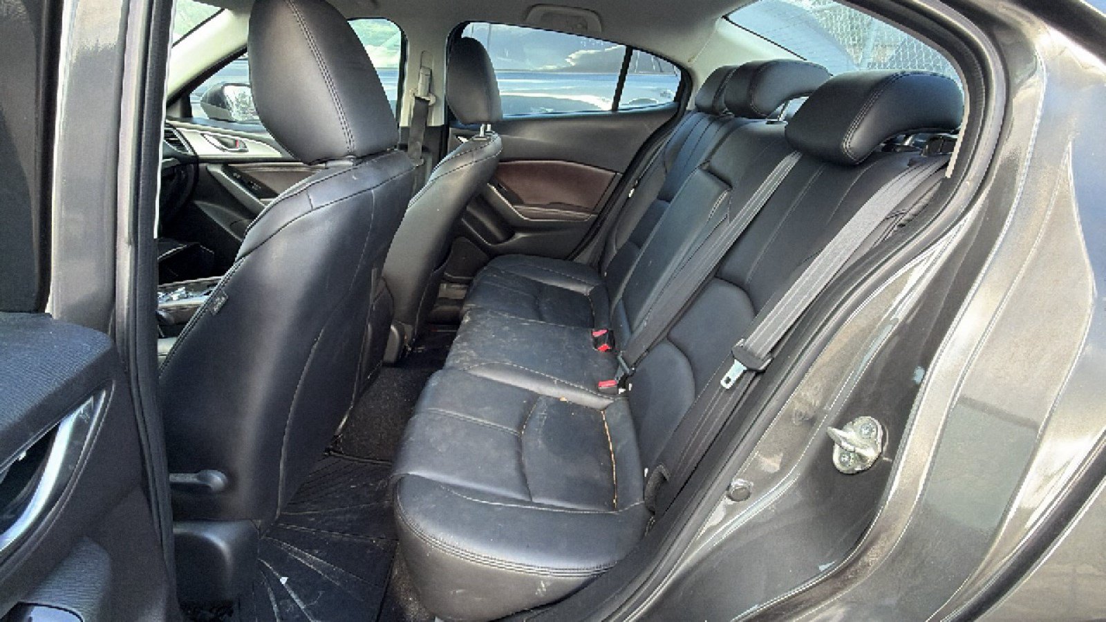 Used 2017 MAZDA MAZDA3 Touring FWD image 19