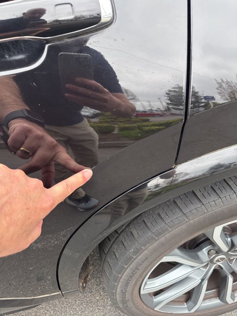 Used 2017 Volvo XC90 T6 Momentum w/ Vision Package image 7