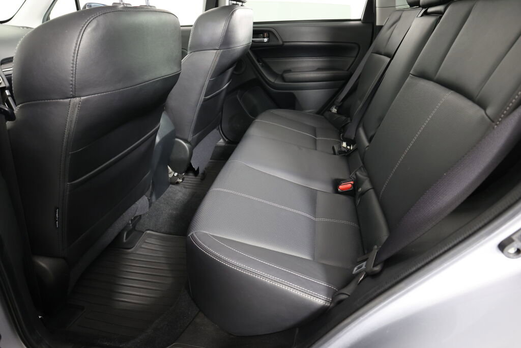 Used 2017 Subaru Forester 2.5i Touring image 17