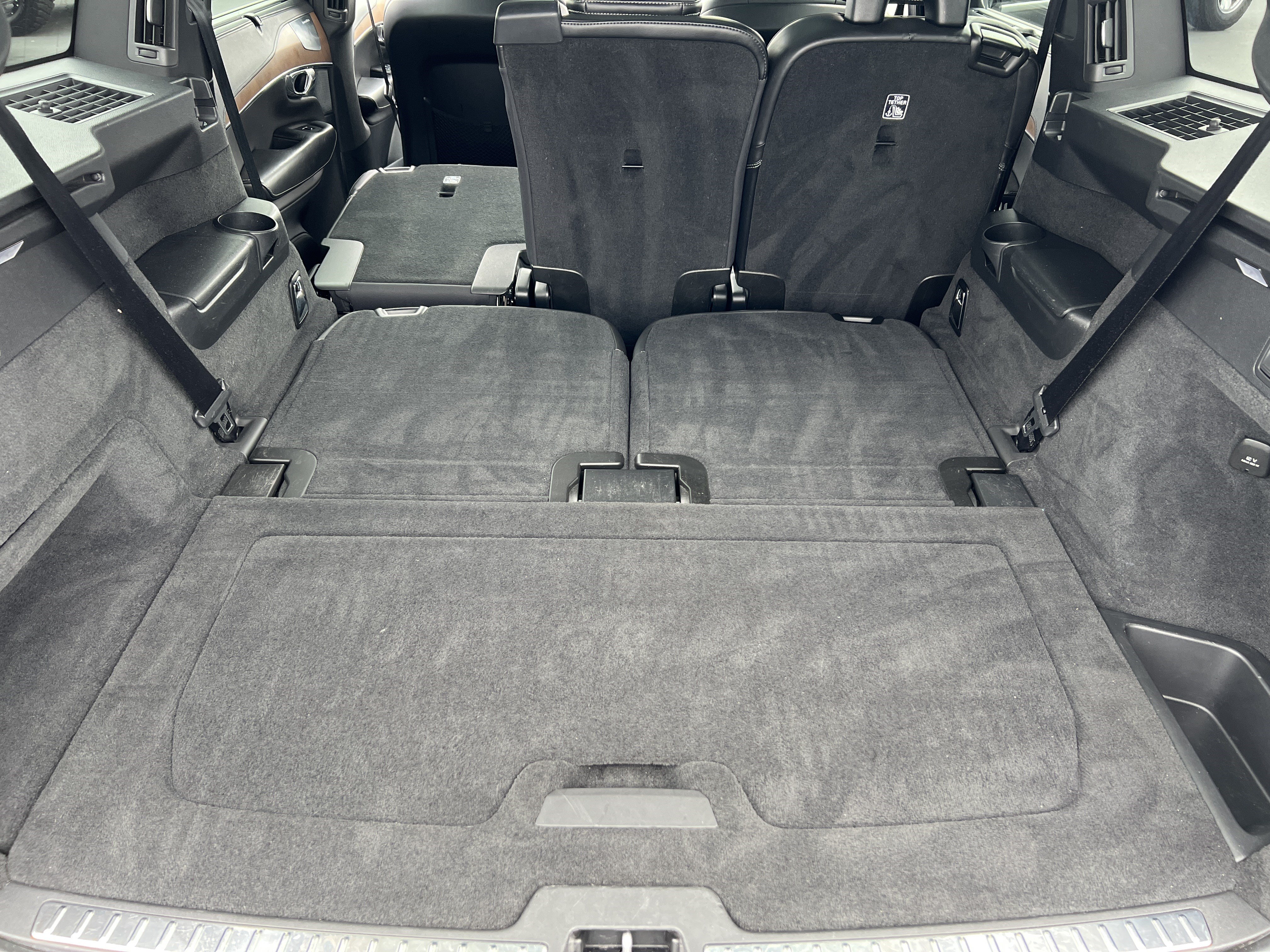 Used 2016 Volvo XC90 T6 Inscription w/ Vision Package AWD/4WD image 21