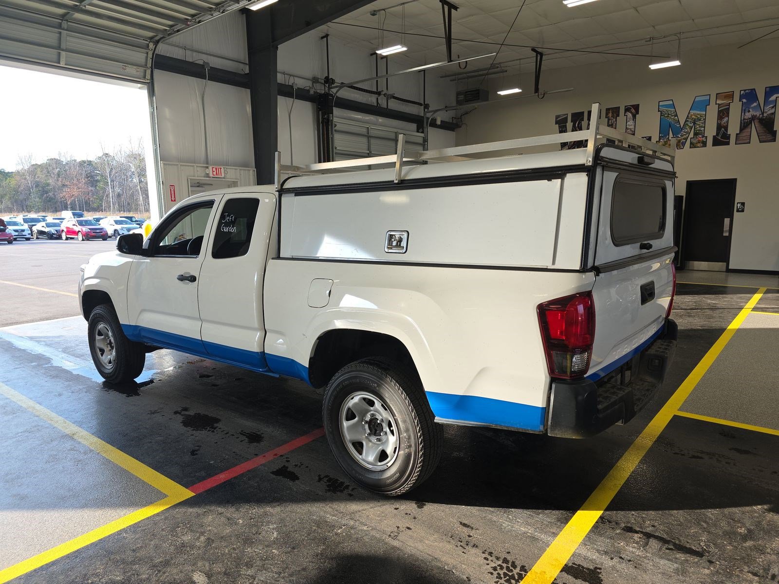 Used 2021 Toyota Tacoma SR image 7
