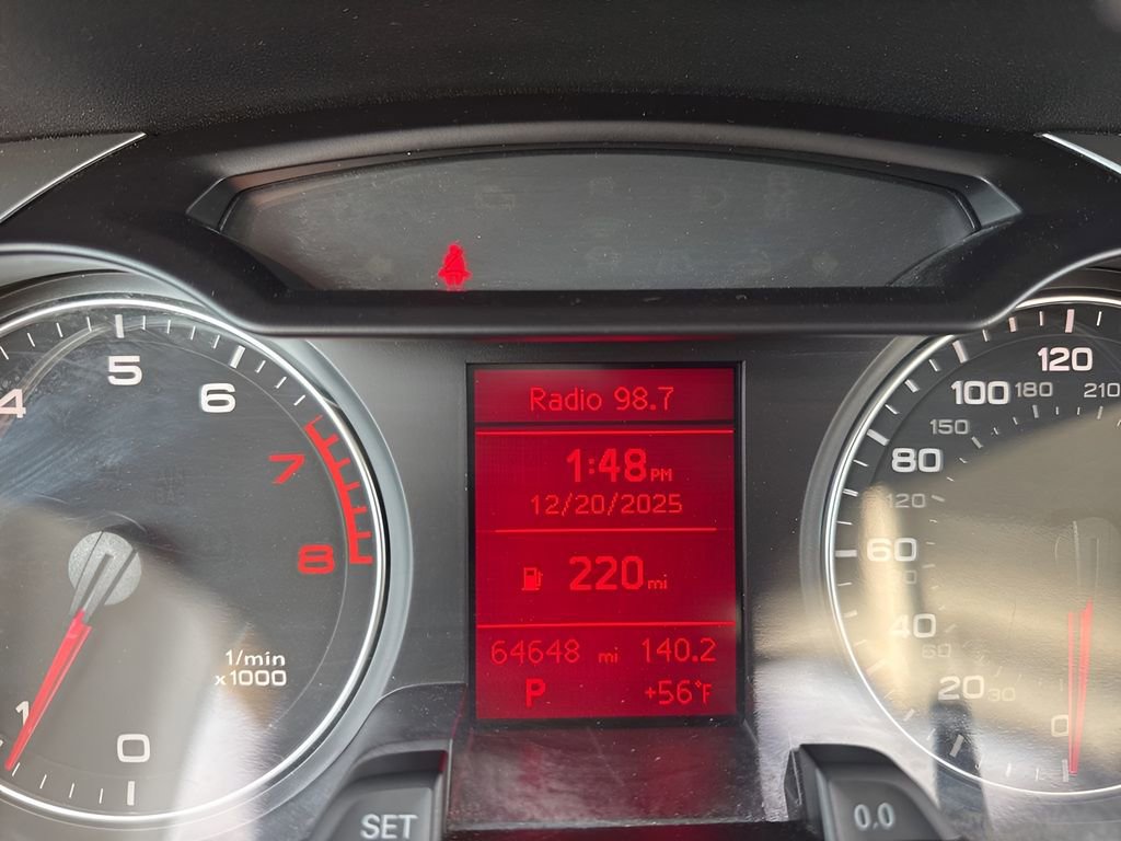 Used 2010 Audi A4 2.0T Premium image 21