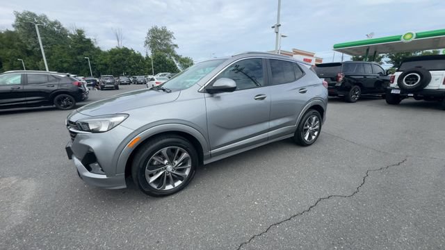 Certified 2023 Buick Encore GX Select w/ Sport Touring Package FWD image 4