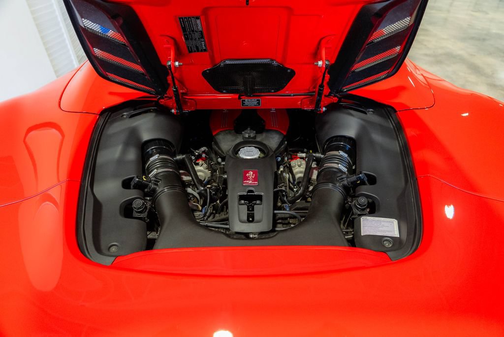 Used 2018 Ferrari 488 Spider RWD image 39