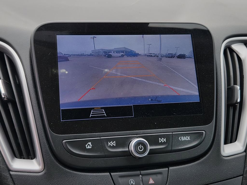 Used 2025 Chevrolet Malibu LT image 19