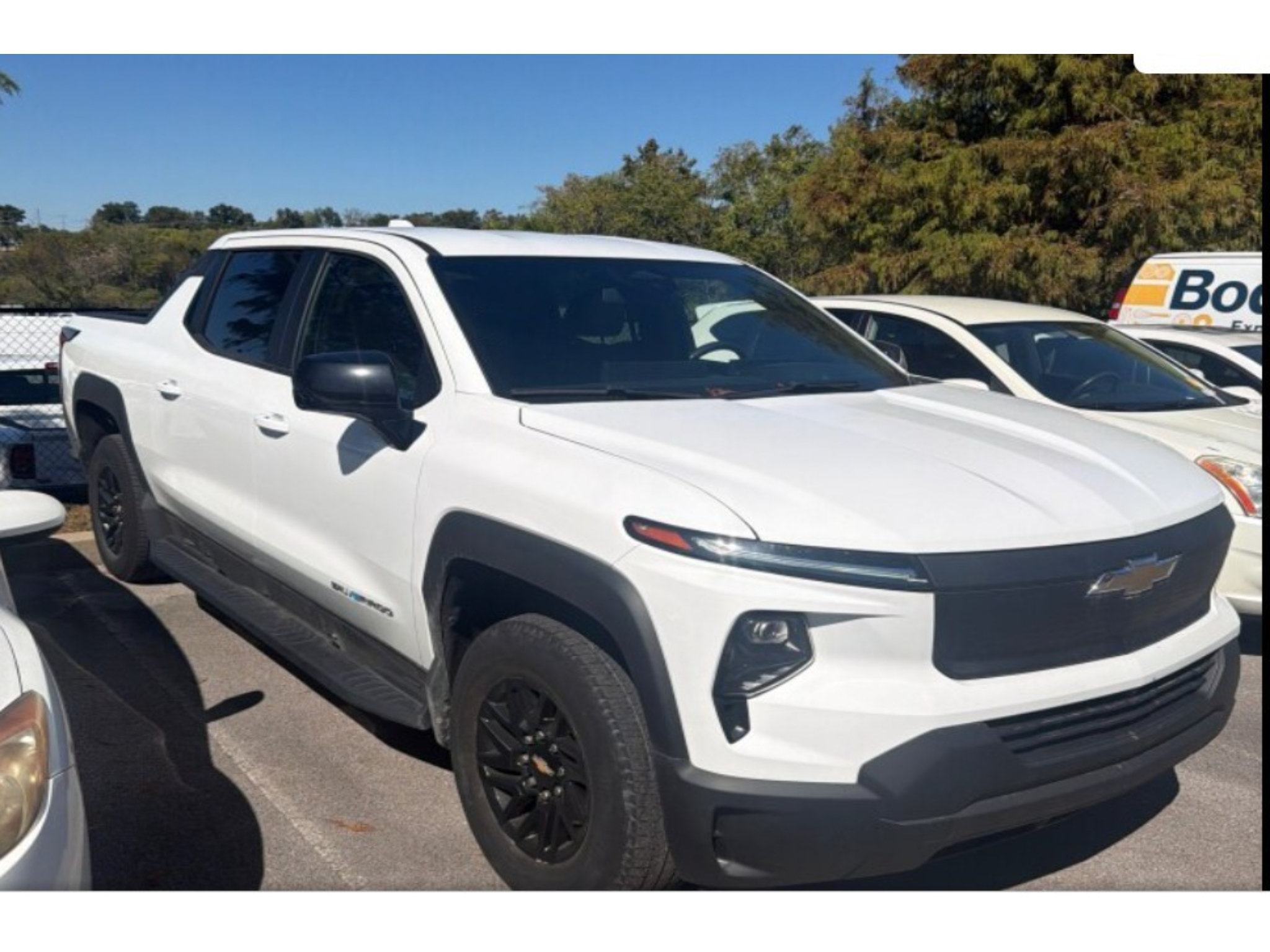 Used 2024 Chevrolet Silverado EV W/T AWD/4WD image 4
