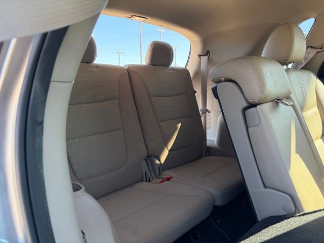 Used 2015 Kia Sorento LX image 16