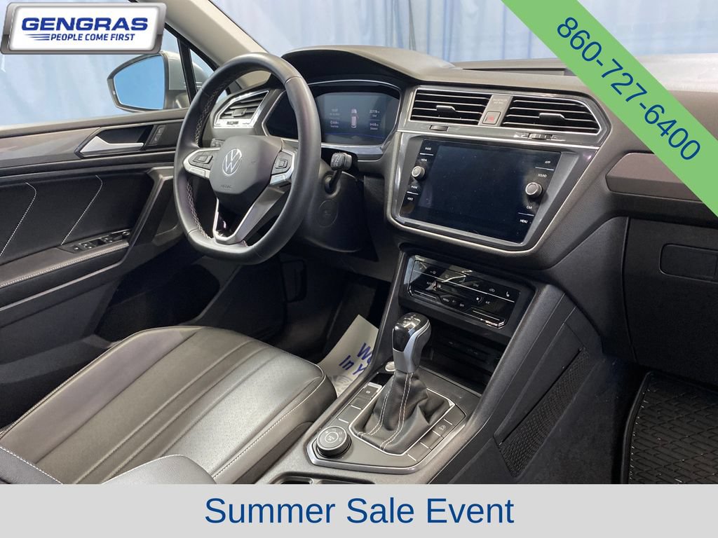 Used 2023 Volkswagen Tiguan SE AWD/4WD image 42