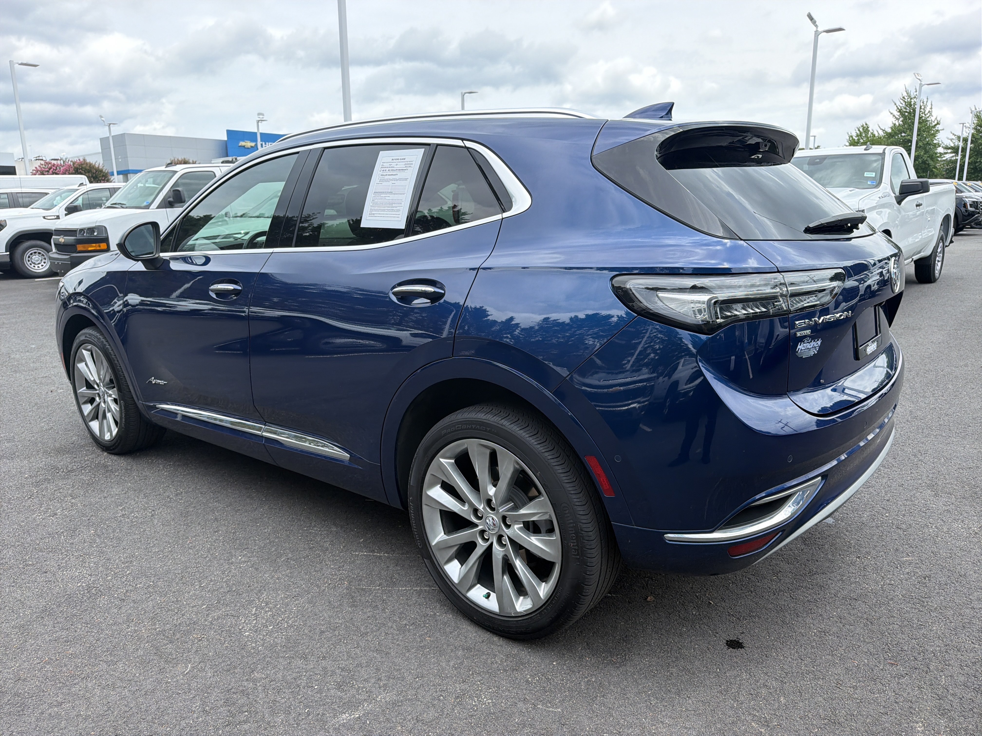 Used 2023 Buick Envision Avenir AWD/4WD image 8