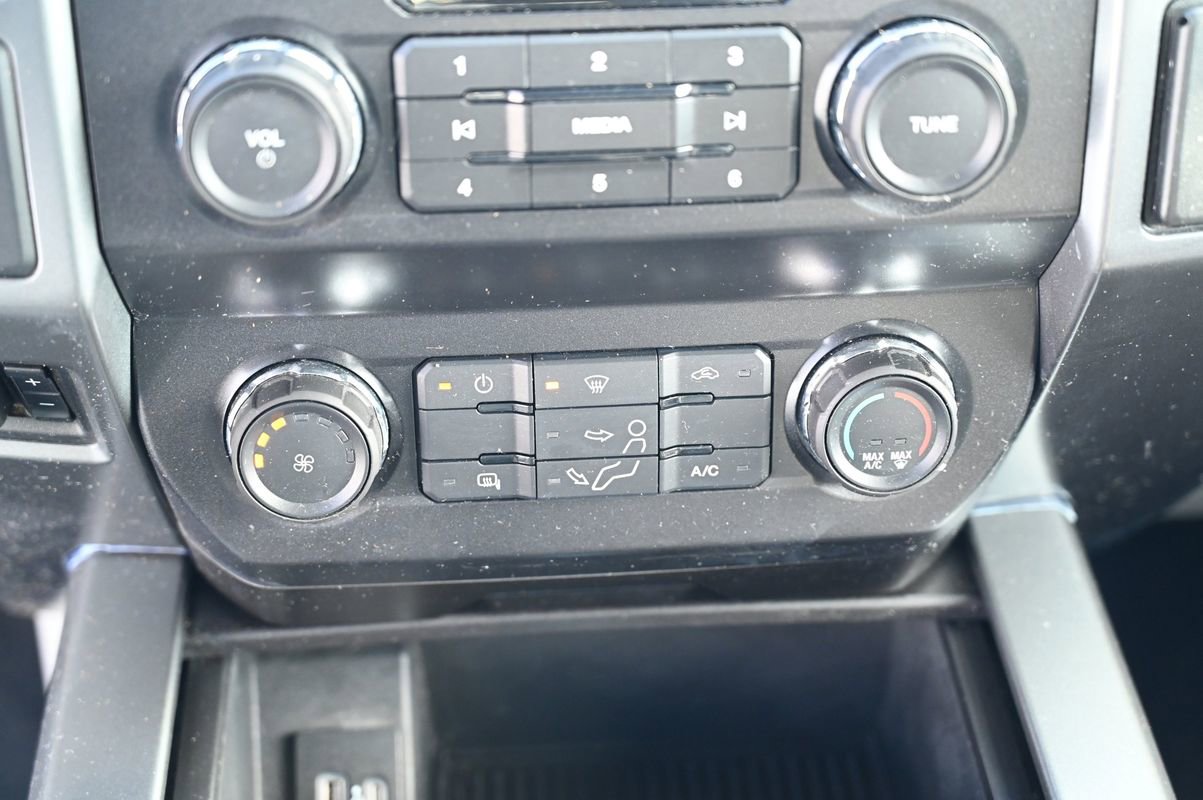 Used 2022 Ford F250 XLT image 32