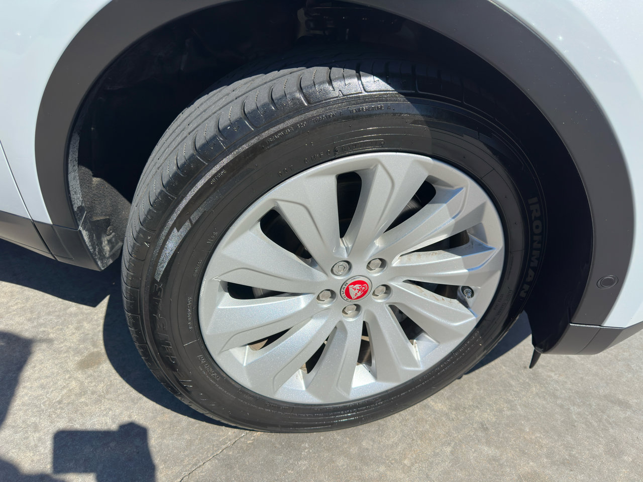 Used 2018 Jaguar E-PACE S image 66