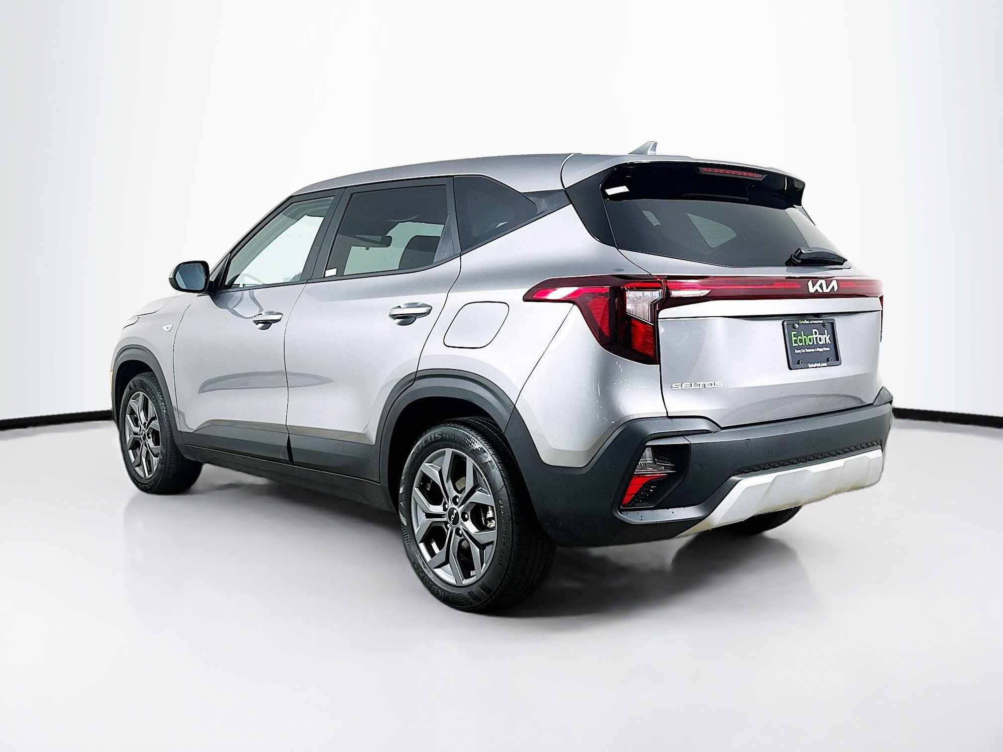 Used 2026 Kia Seltos LX FWD image 5