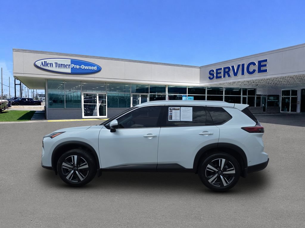 Used 2024 Nissan Rogue SL FWD image 5