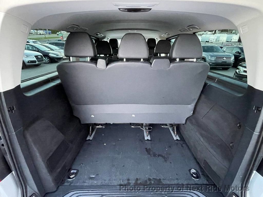 Used 2016 Mercedes-Benz Metris Passenger image 11