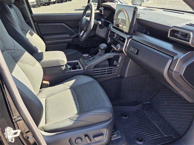 Used 2025 Toyota 4Runner TRD Off-Road Premium image 15