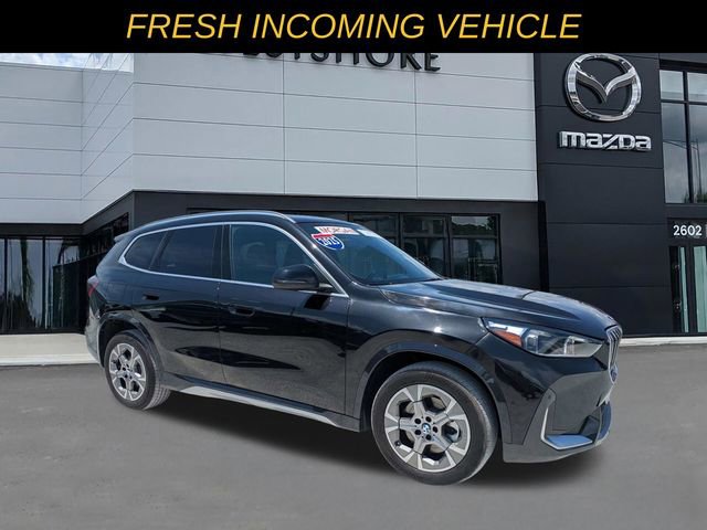 Used 2025 BMW X1 xDrive28i AWD/4WD image 1