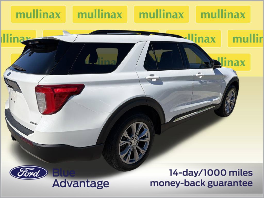 Certified 2023 Ford Explorer XLT w/ Equipment Group 202A AWD/4WD image 3