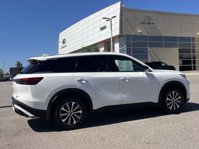 Certified 2025 INFINITI QX60 Pure image 5