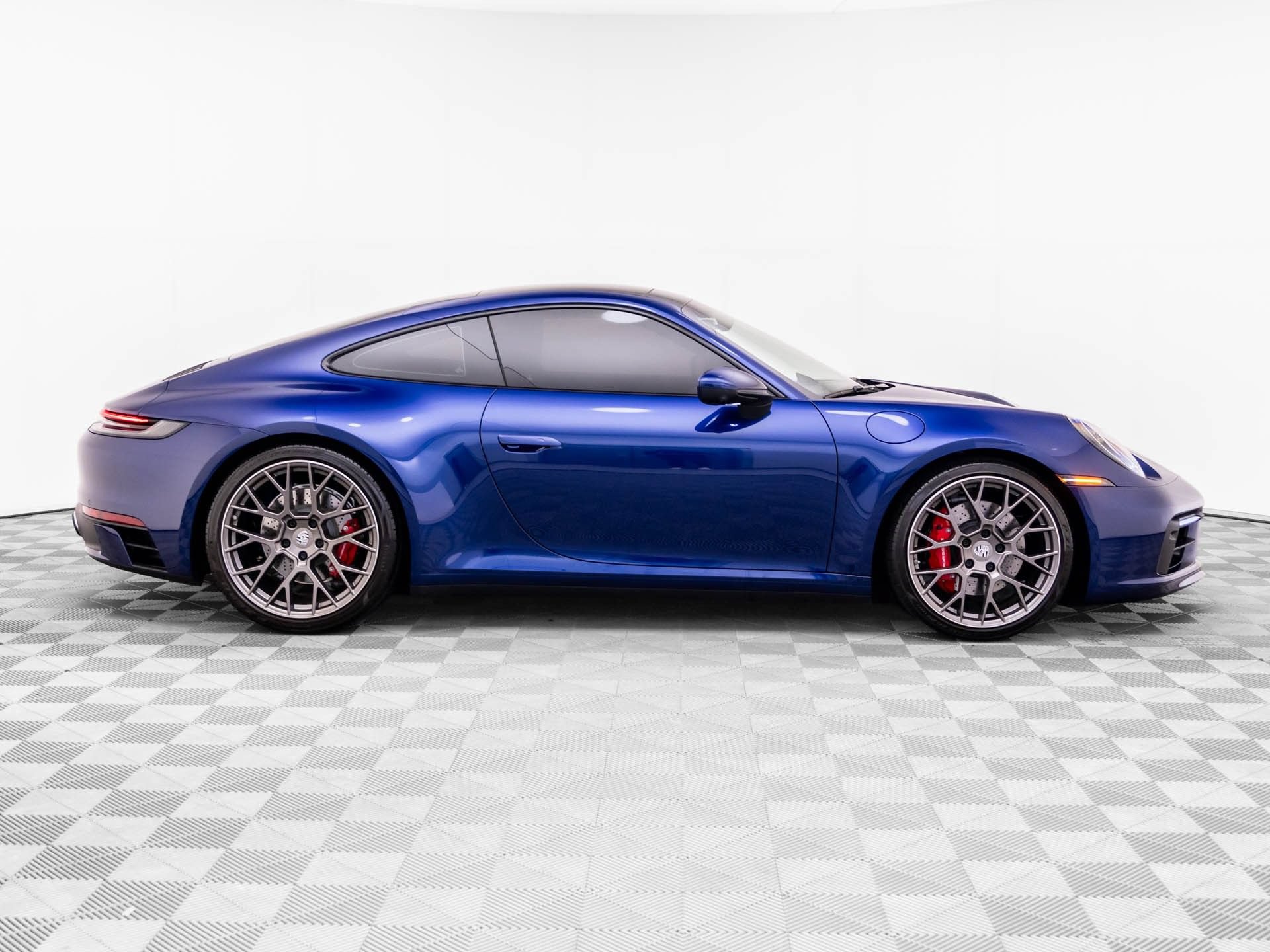 Used 2023 Porsche 911 Carrera 4S AWD/4WD image 7
