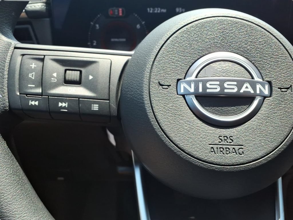 New 2026 Nissan Kicks SV w/ Cold Weather Package FWD image 17