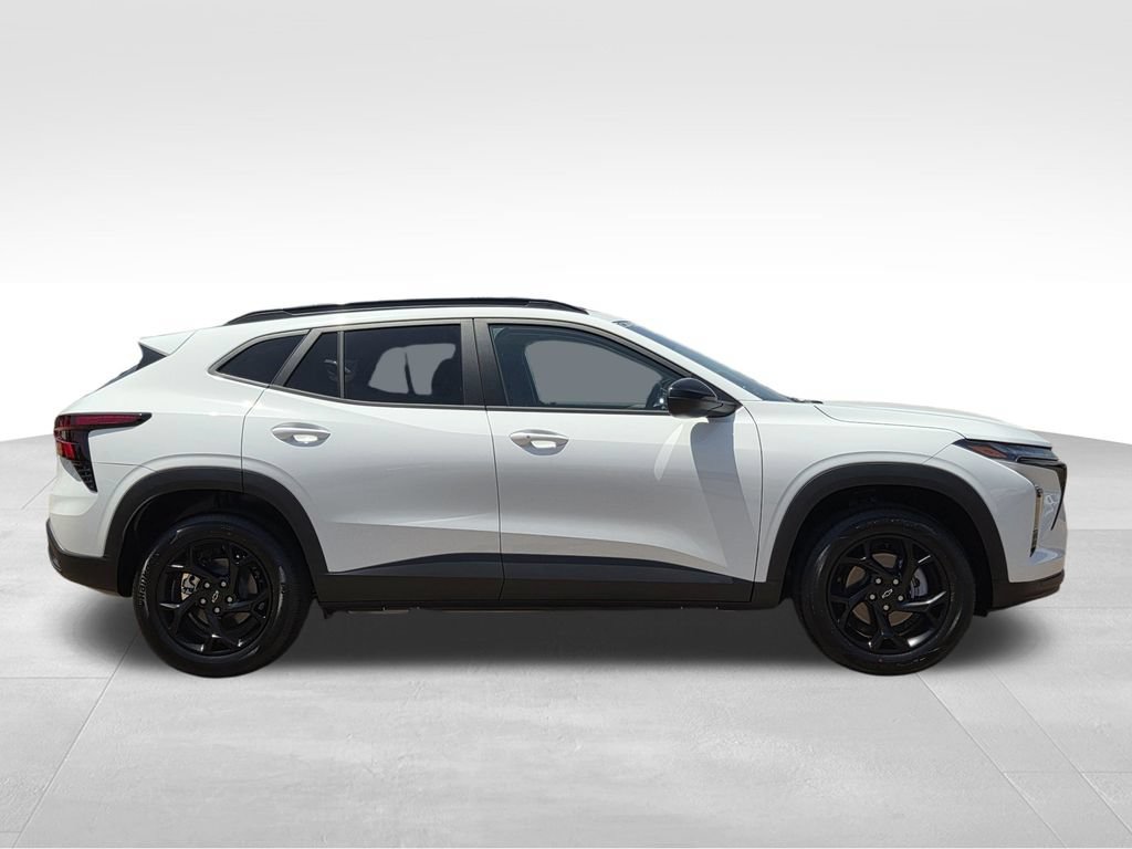 New 2026 Chevrolet Trax LT w/ Driver Confidence Package FWD image 31