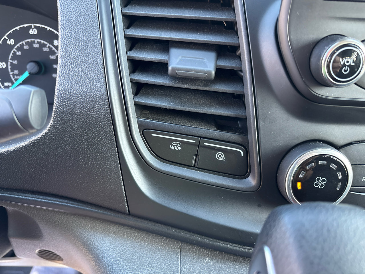 Used 2024 Ford Transit 250 Low Roof w/ Exterior Upgrade Package image 19