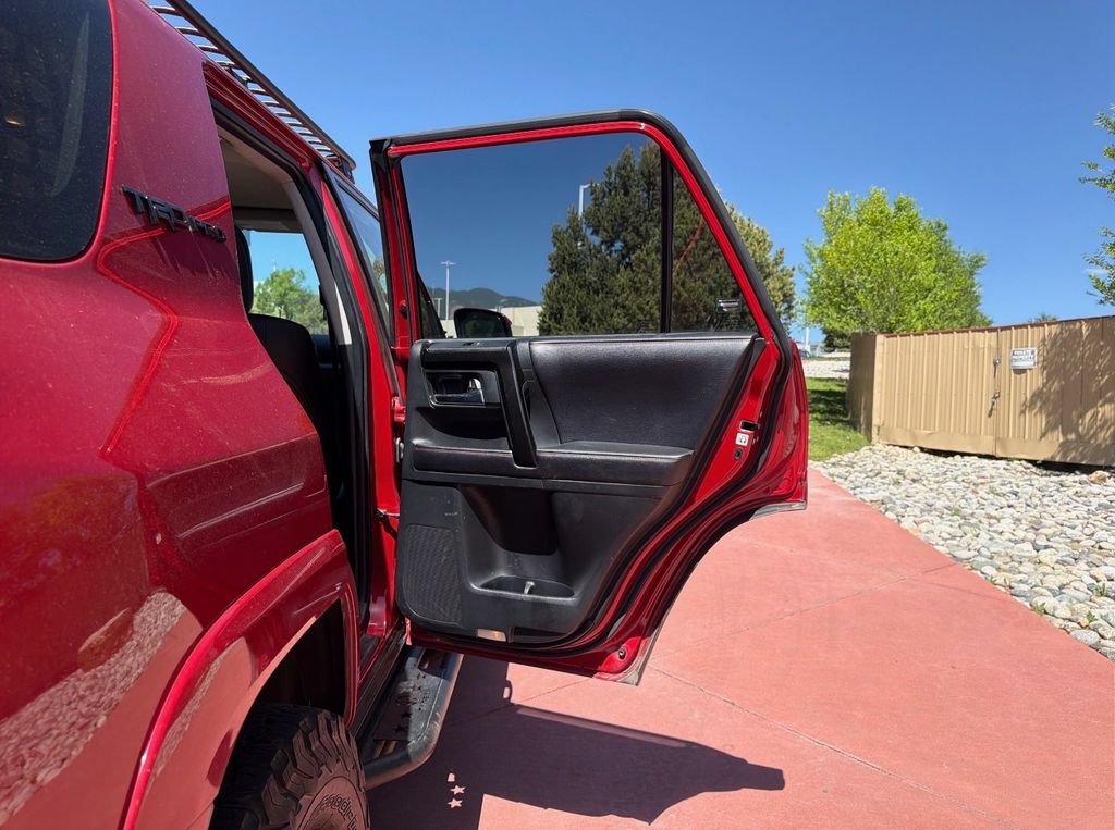 Used 2017 Toyota 4Runner TRD Pro AWD/4WD image 27