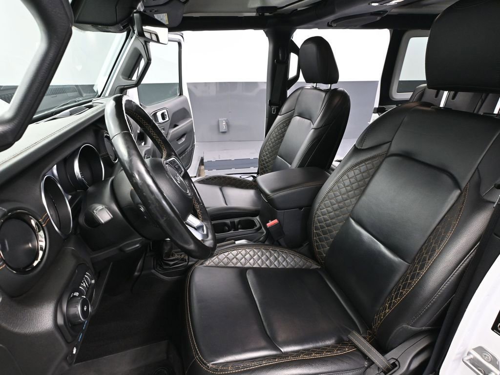 Used 2021 Jeep Wrangler Unlimited Sahara image 24