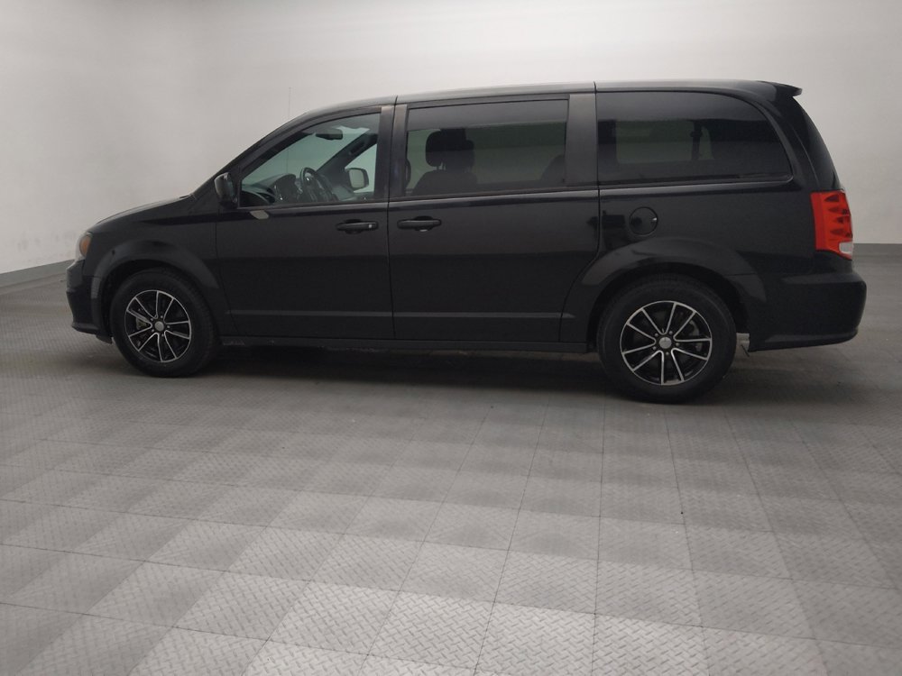Used 2018 Dodge Grand Caravan GT FWD image 3