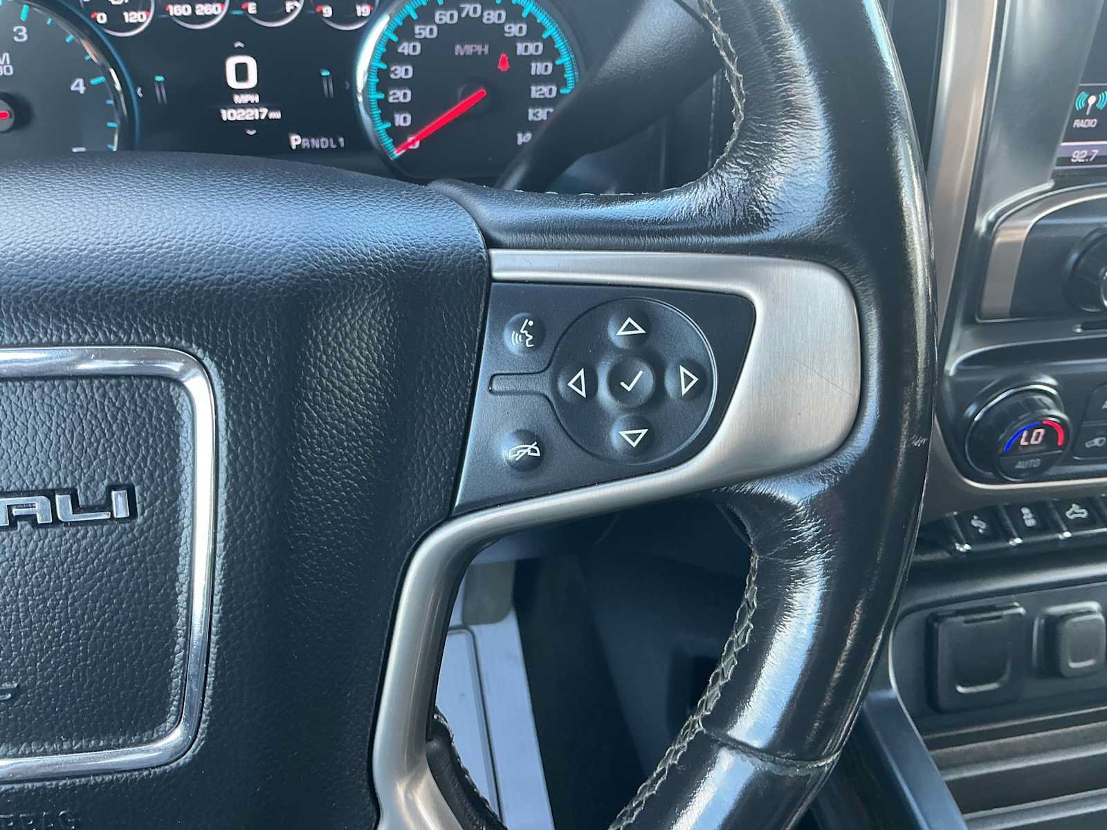 Used 2018 GMC Sierra 2500 Denali w/ Duramax Plus Package AWD/4WD image 11