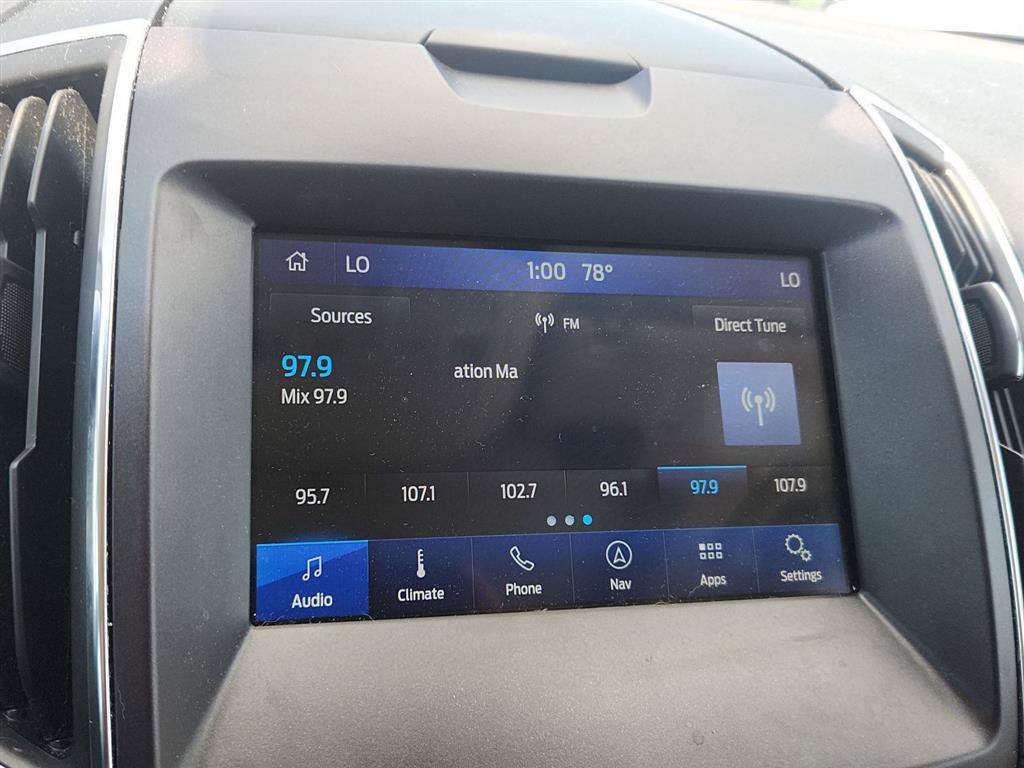Used 2019 Ford Edge Titanium w/ Equipment Group 301A AWD/4WD image 21