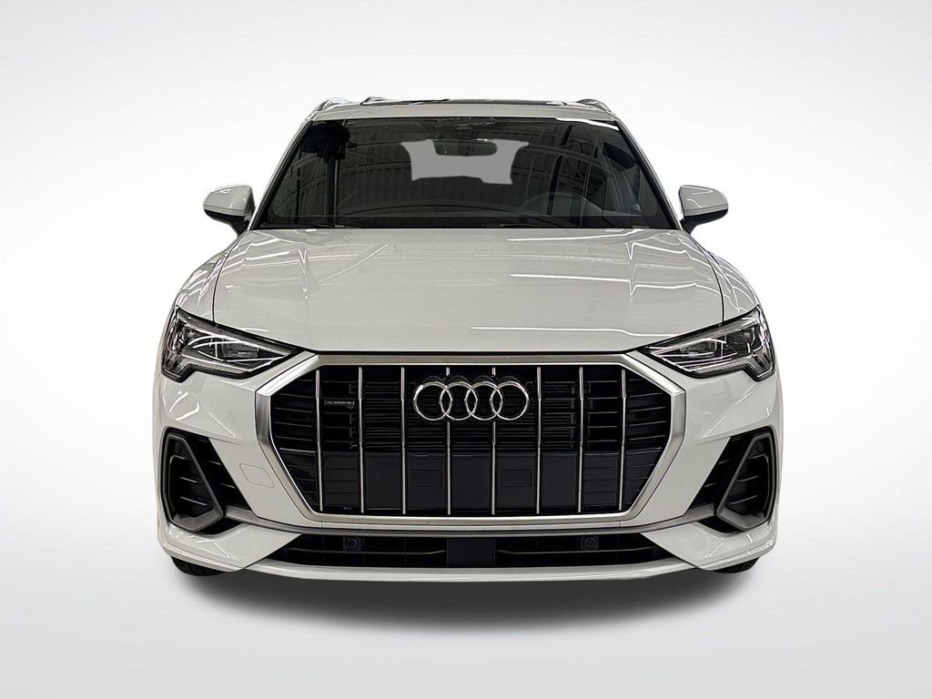 Used 2025 Audi Q3 2.0T Premium w/ Convenience Package image 8