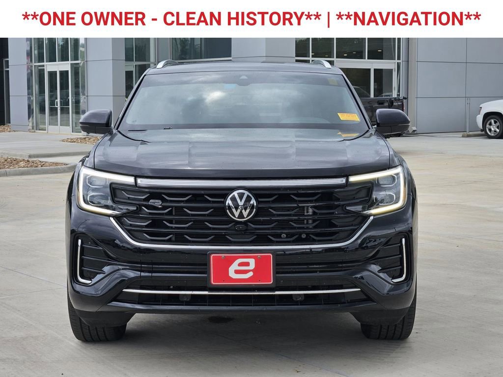 Used 2024 Volkswagen Atlas Cross Sport SEL Premium R-Line image 2