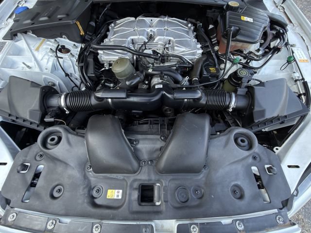 Used 2015 Jaguar XJ L Portfolio RWD image 31