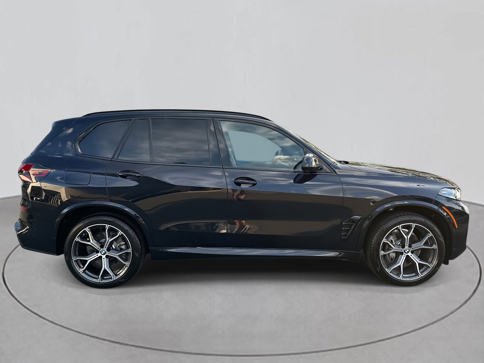 New 2026 BMW X5 sDrive40i w/ M Sport Package image 6