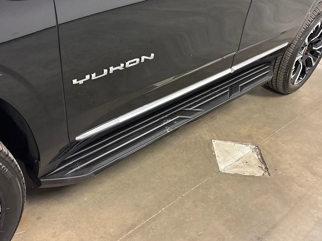 New 2026 GMC Yukon Elevation RWD image 11