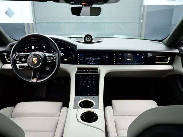 Certified 2022 Porsche Taycan GTS image 20