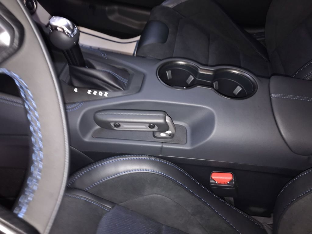 Used 2025 Ford Mustang Dark Horse image 10