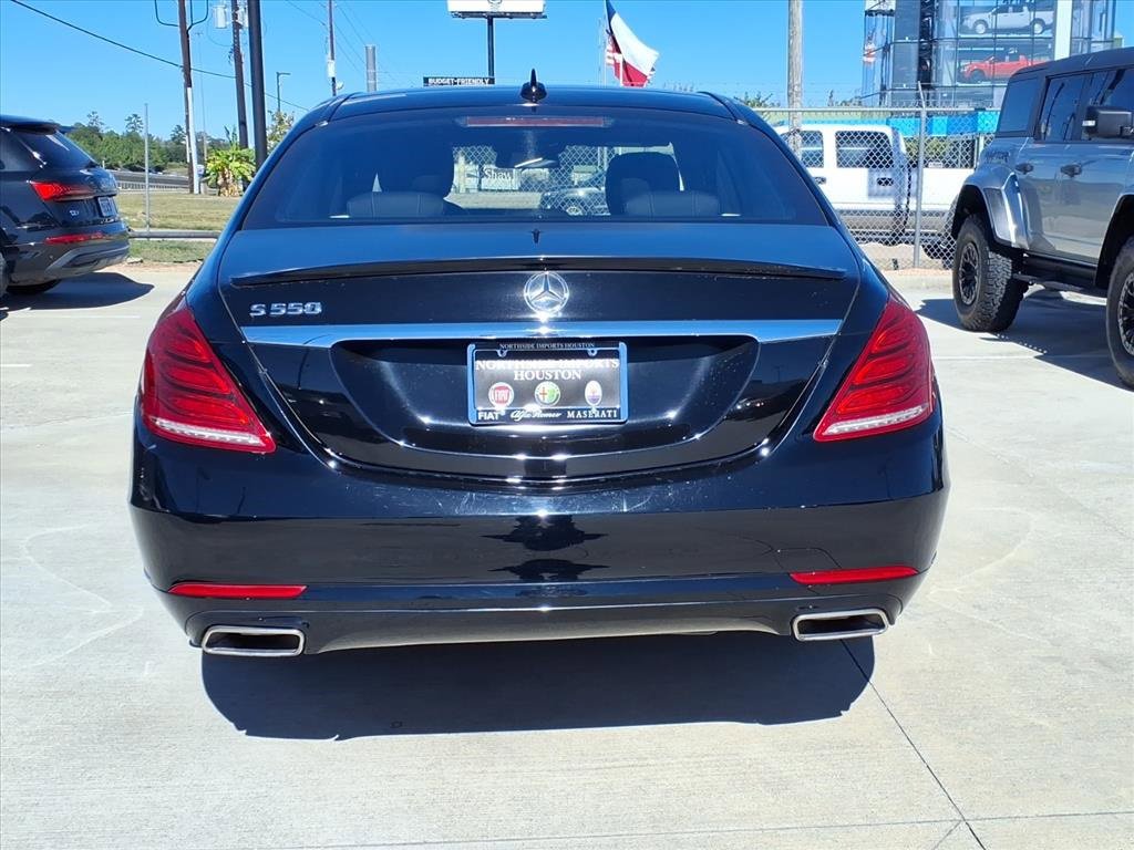 Used 2017 Mercedes-Benz S 550 Sedan image 17
