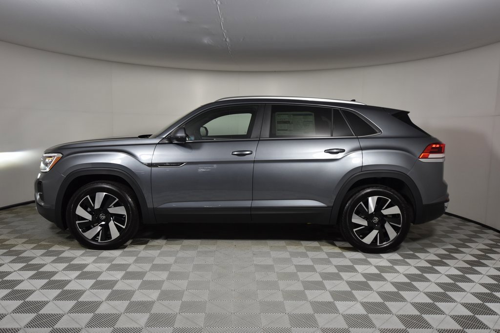 New 2025 Volkswagen Atlas Cross Sport SE image 4
