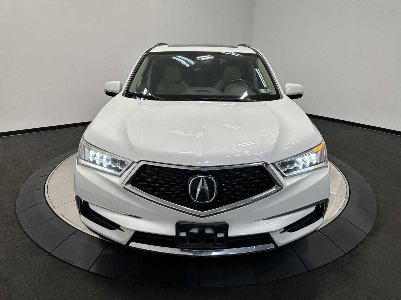 Used 2020 Acura MDX w/ Technology Package AWD/4WD image 3