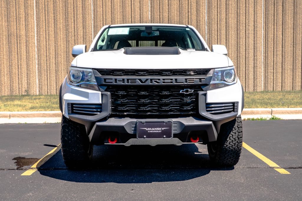 Certified 2021 Chevrolet Colorado ZR2 w/ ZR2 Dusk Special Edition AWD/4WD image 3